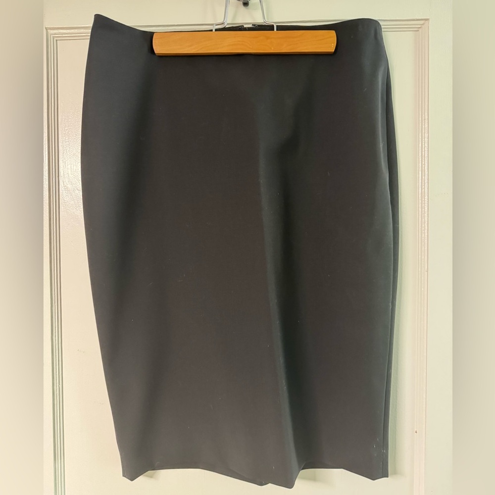 NWT Theory Classic Black Pencil Skirt